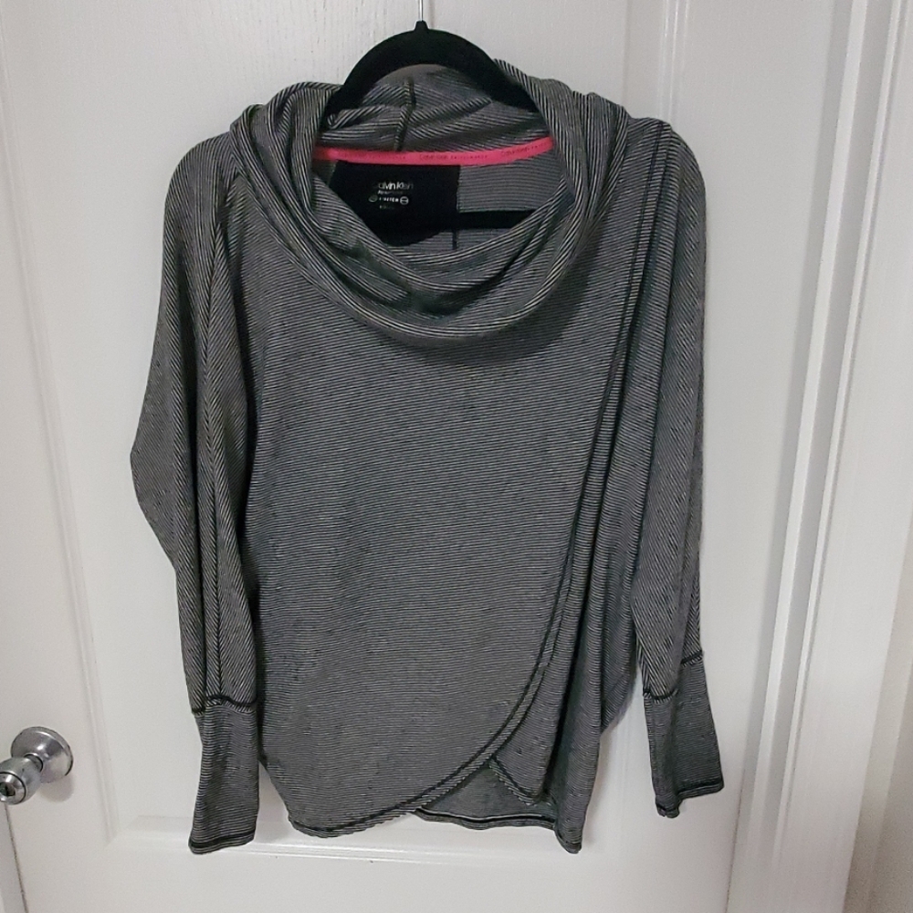 Calvin Klein pull over